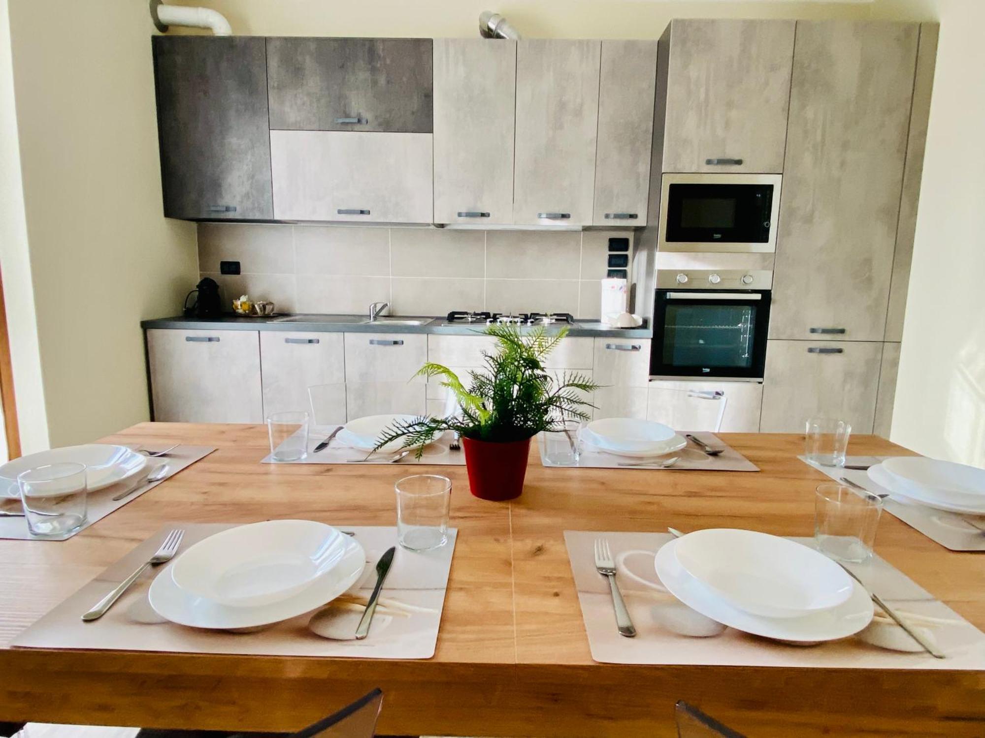 Elegante Appartamento Tre Amis - Doppio Garage & Free Wifi - Ac Centallo Eksteriør bilde