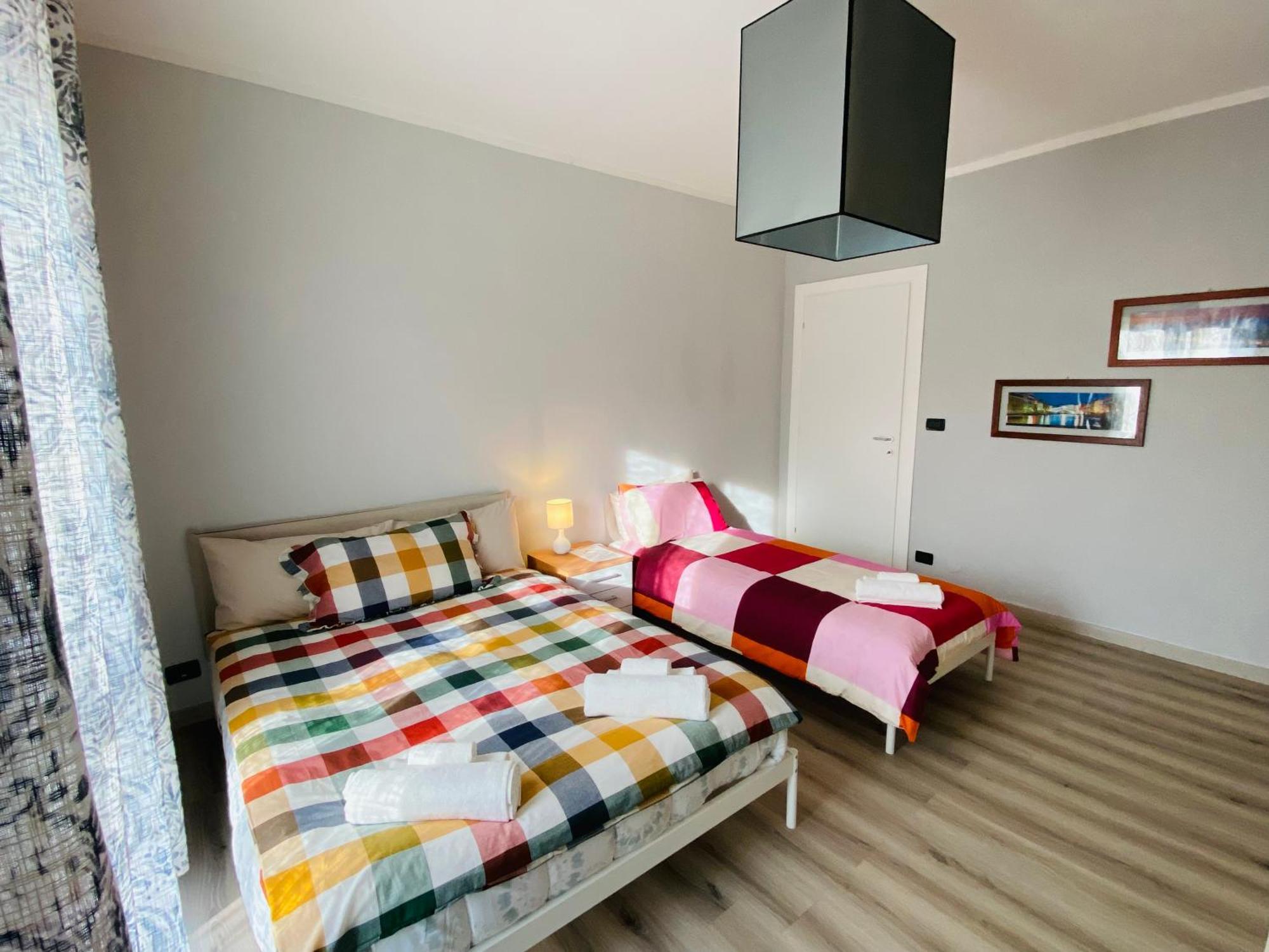 Elegante Appartamento Tre Amis - Doppio Garage & Free Wifi - Ac Centallo Eksteriør bilde